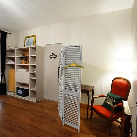 Chateau De Champblanc *