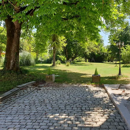Séjour chez l'habitant Château De Champblanc